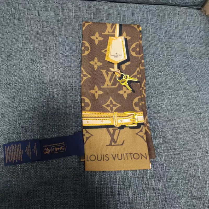95新 LouisVuitton/路易威登 乱乱子中古/女士/丝巾/68557