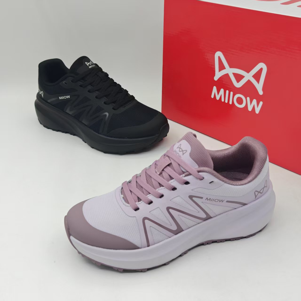 【正码正拍】女士春季户外运动鞋 时尚舒适慢跑鞋（7002）