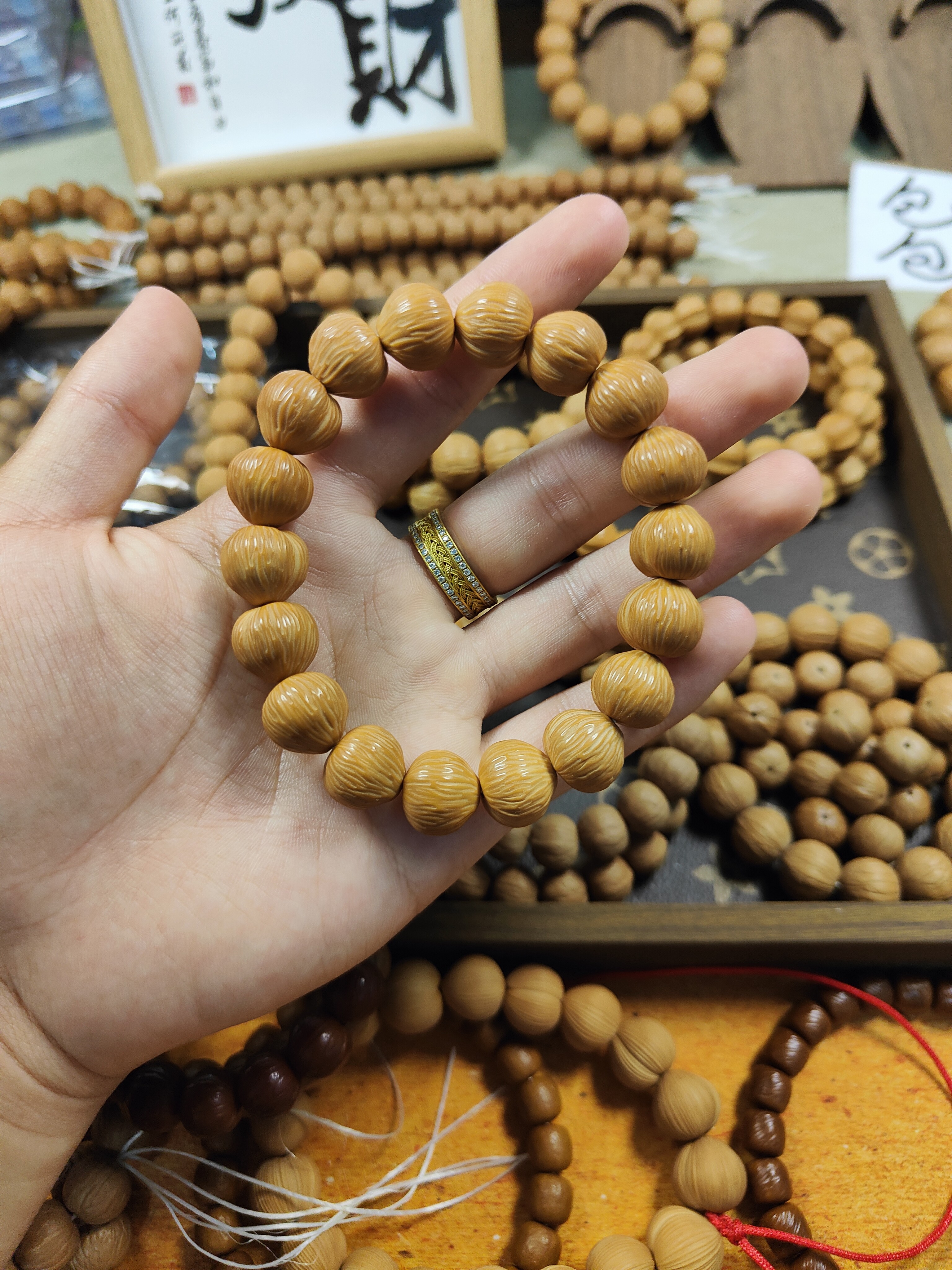 机雕手修屁桃14+