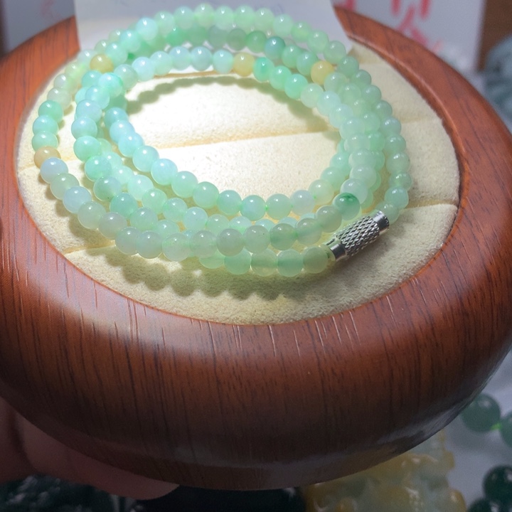 翡翠颈饰未镶嵌保真天然A货翡翠