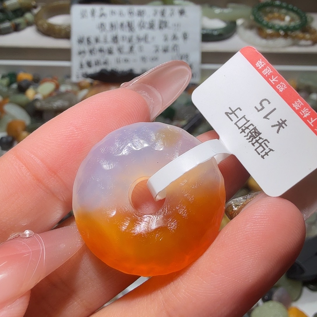 和田玉未镶嵌珠宝奇石