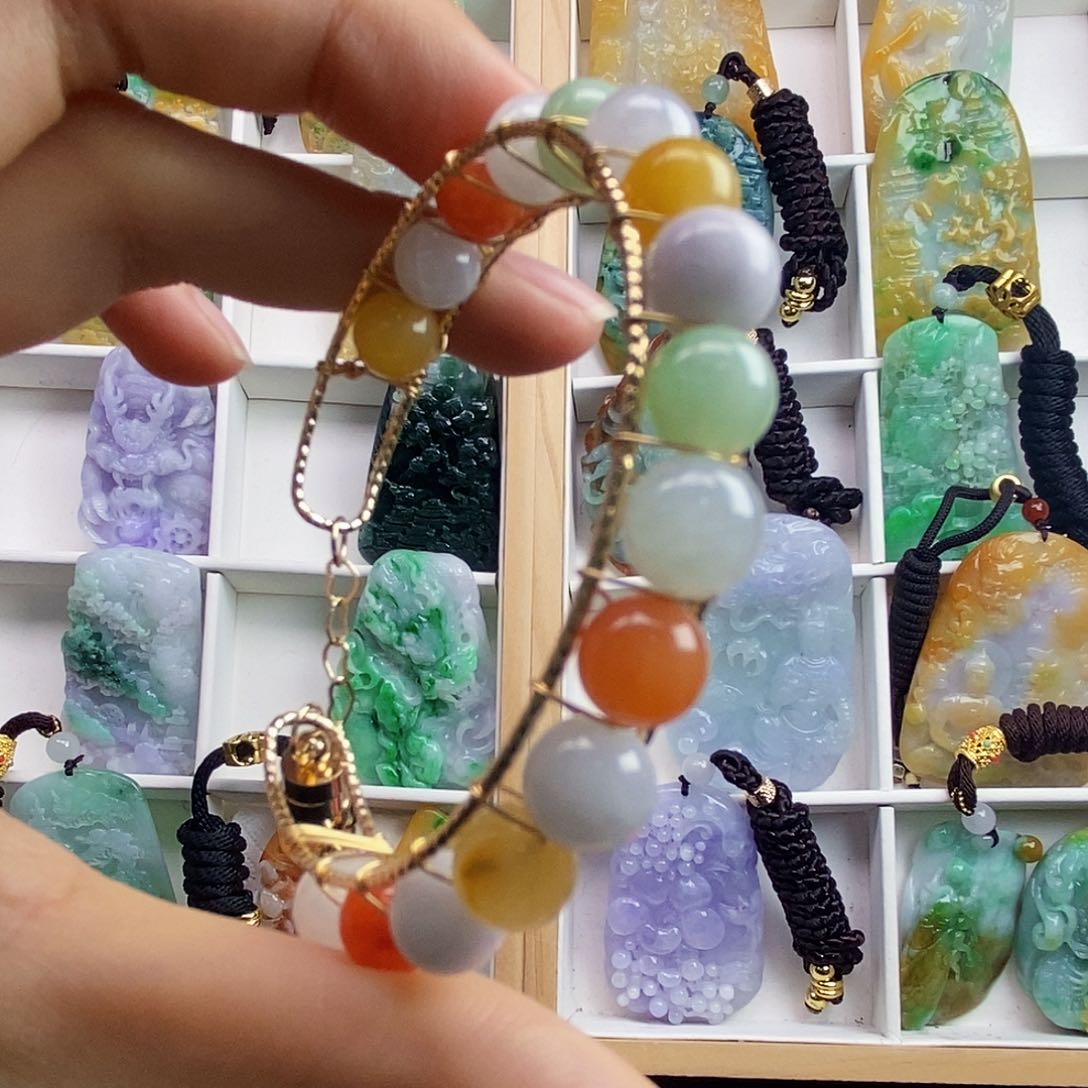 颈饰未镶嵌翡翠翡翠