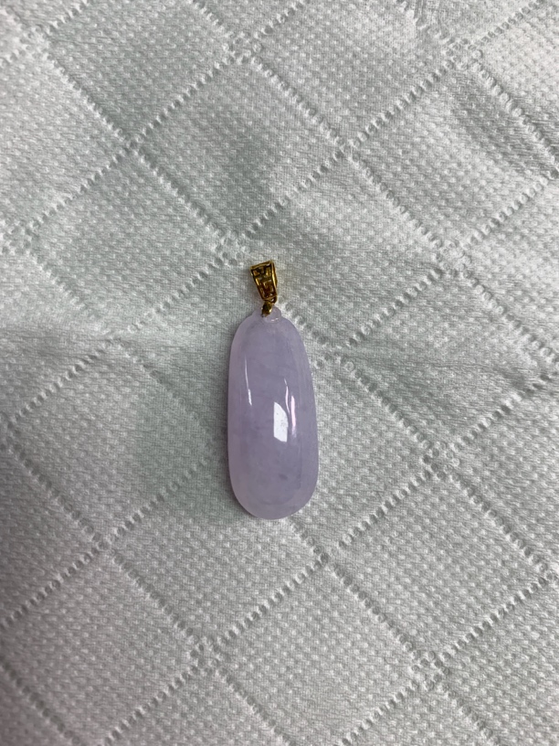 玉如军意翡翠珠宝