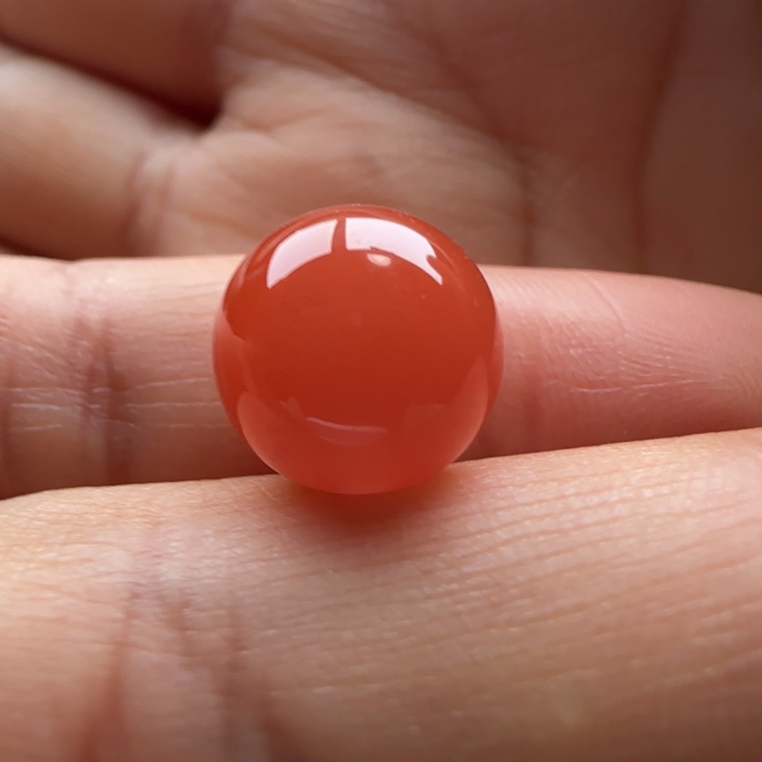 南红玛瑙未镶嵌圆珠11.7