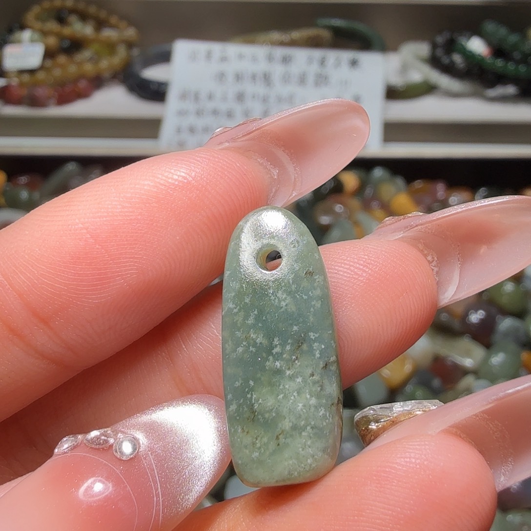 和田玉未镶嵌珠宝奇石