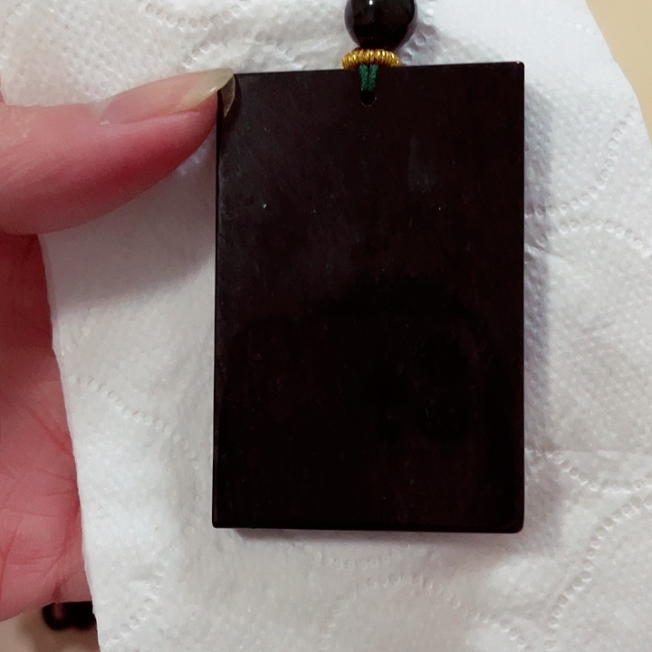 翡翠颈饰未镶嵌翡翠L