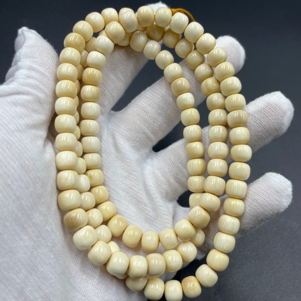 【假一赔四】8*7mm108颗（微花有裂）天然保真冰料猛犸牙饰品 5220