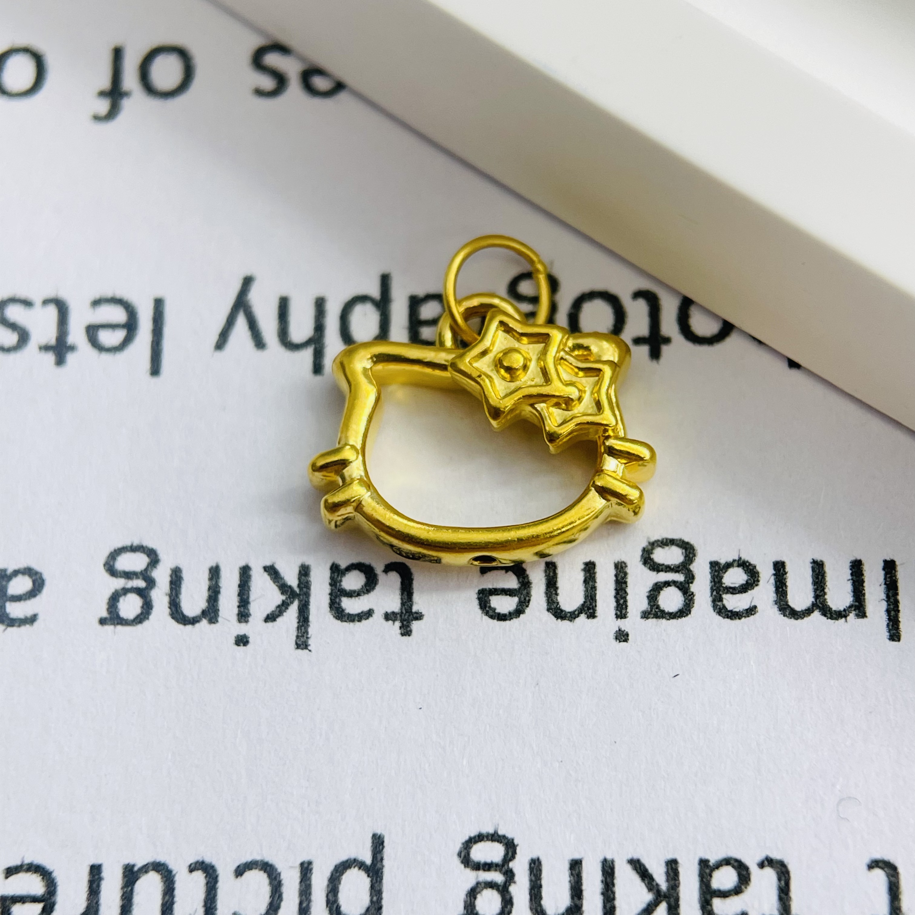 余金金臻选阁黄金足金999素金镂空kitty星星头DP2892-0290