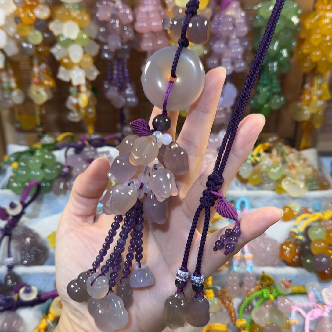 用***j玛瑙/玉髓未镶嵌福利款挂件