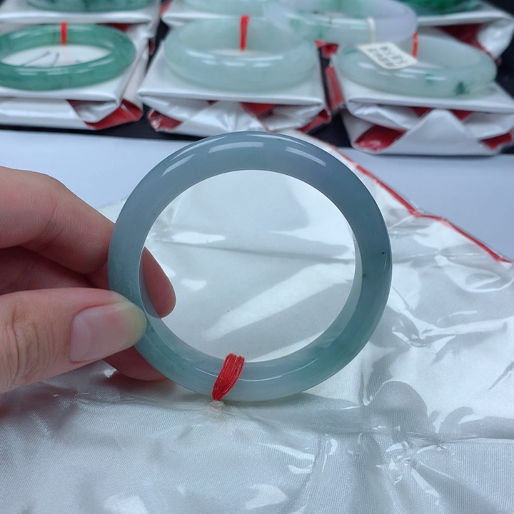 未镶嵌手镯翡翠55圈