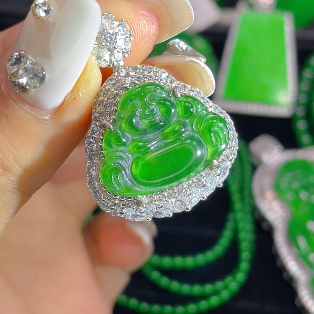 翡翠吊坠(不含链)未镶嵌