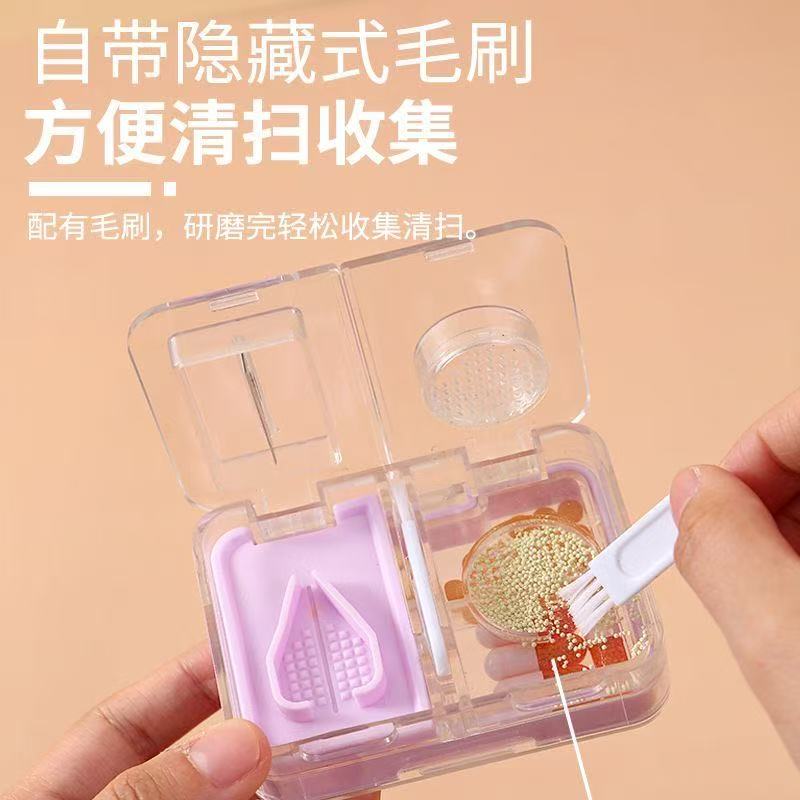 双层四格药盒磨药研磨器碎药片分割器颜色随机 