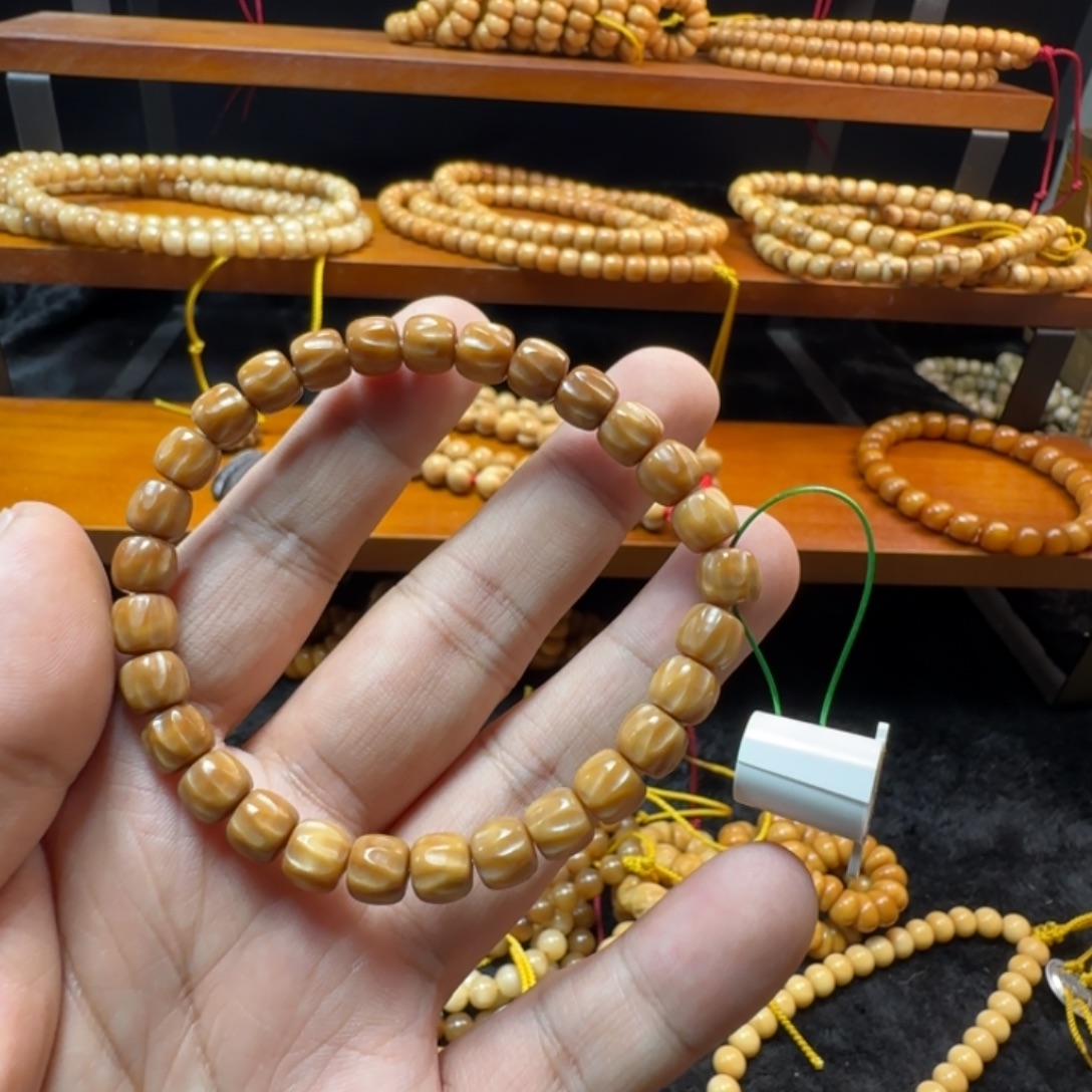 凯***琳吊坠龙脊菩提4696