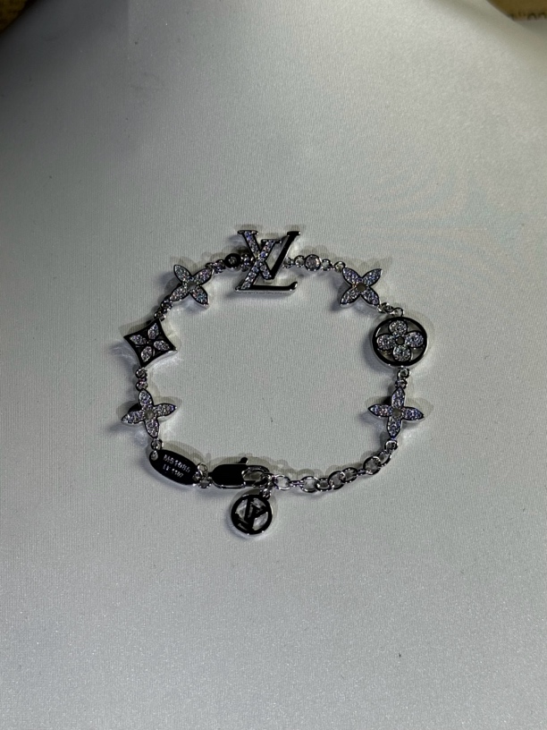 手链 时尚轻奢L满圈手链A724