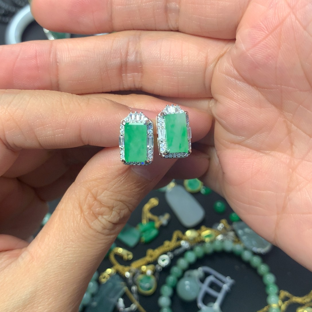 翡翠耳饰银S925镶嵌小耳钉