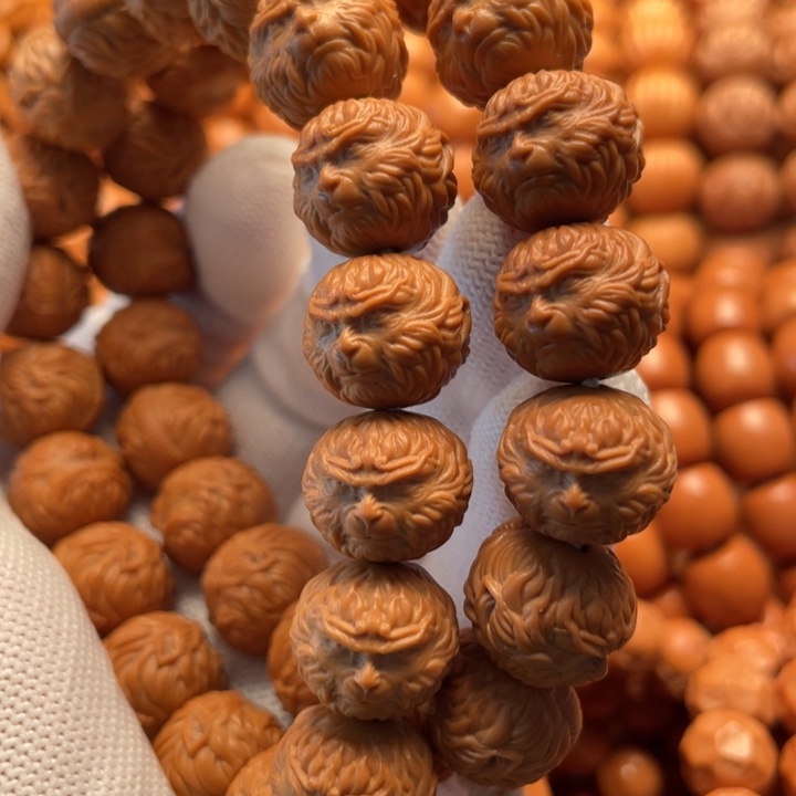 猴头核桃吊坠肉***生斗战胜佛