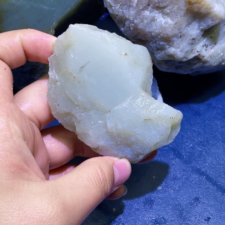 和田玉未镶嵌珠宝半成品