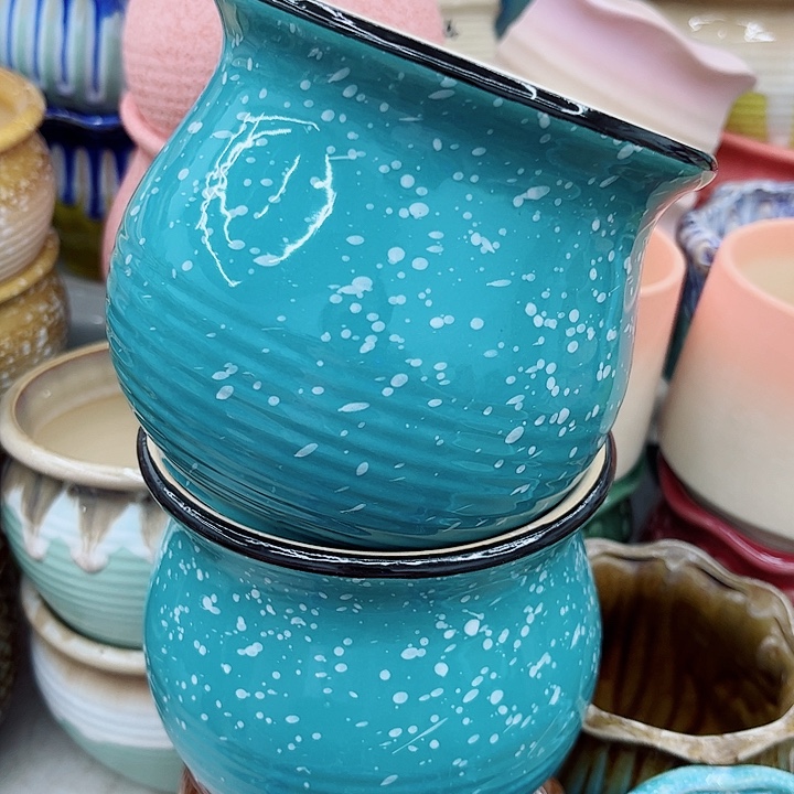 多肉綠植陶瓷花盆9.9包郵，有孔