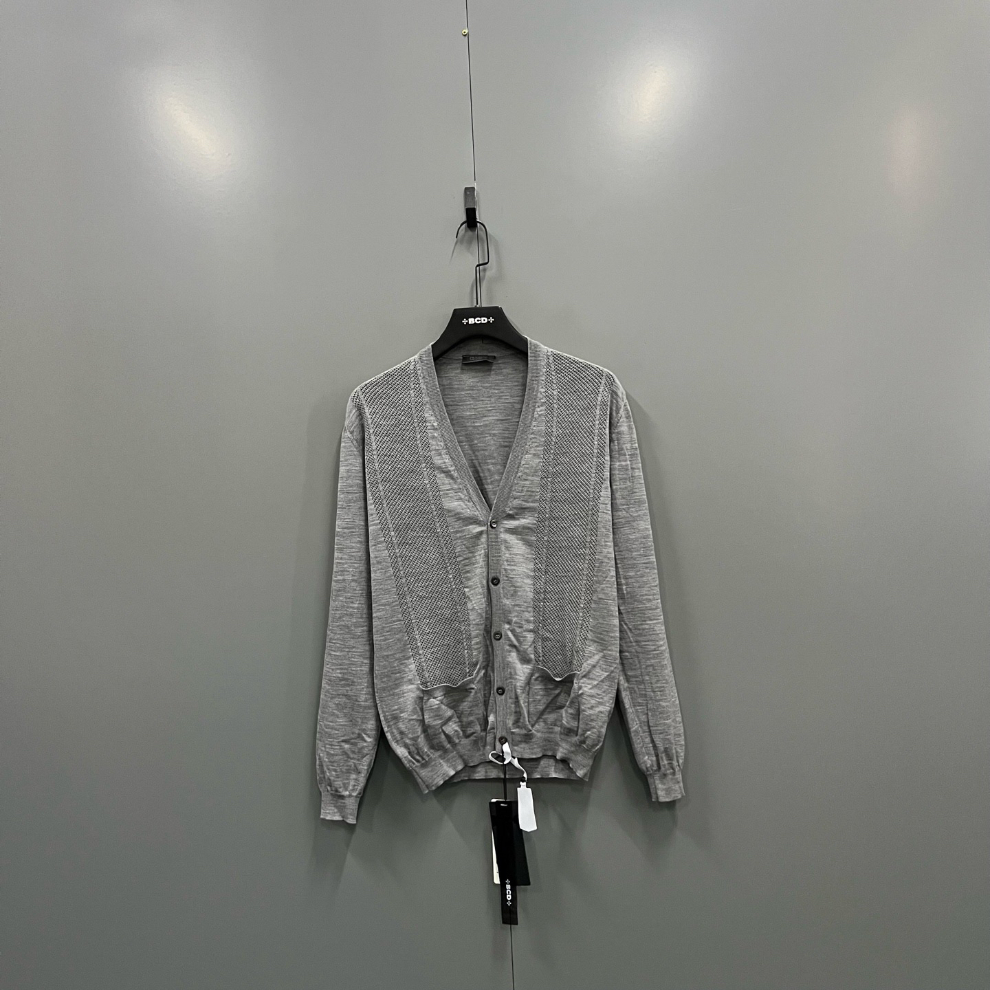 95新 Prada/普拉达 jp 灰色针织开衫 48码 019319