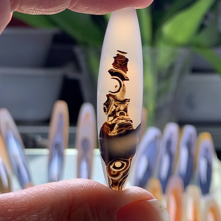 未镶嵌颈饰玛瑙/玉髓48