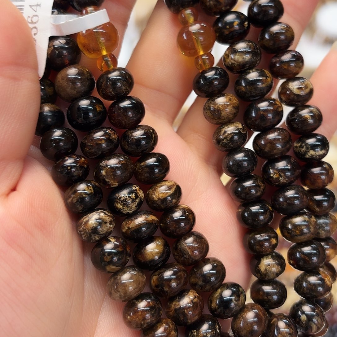 山***翁琥珀未镶嵌裸石九90364