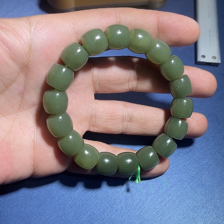 和田玉（青玉）未镶嵌车挂