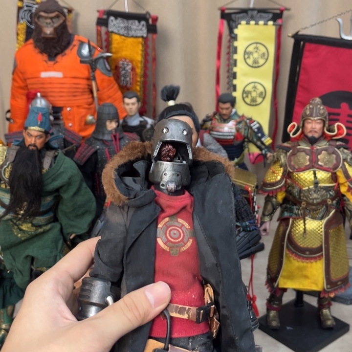 008 -不退不换无售后兵人