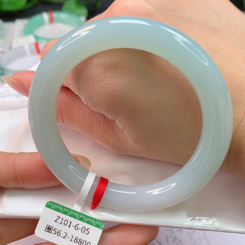 【闪购商品】翡翠手镯未镶嵌天然翡翠手镯