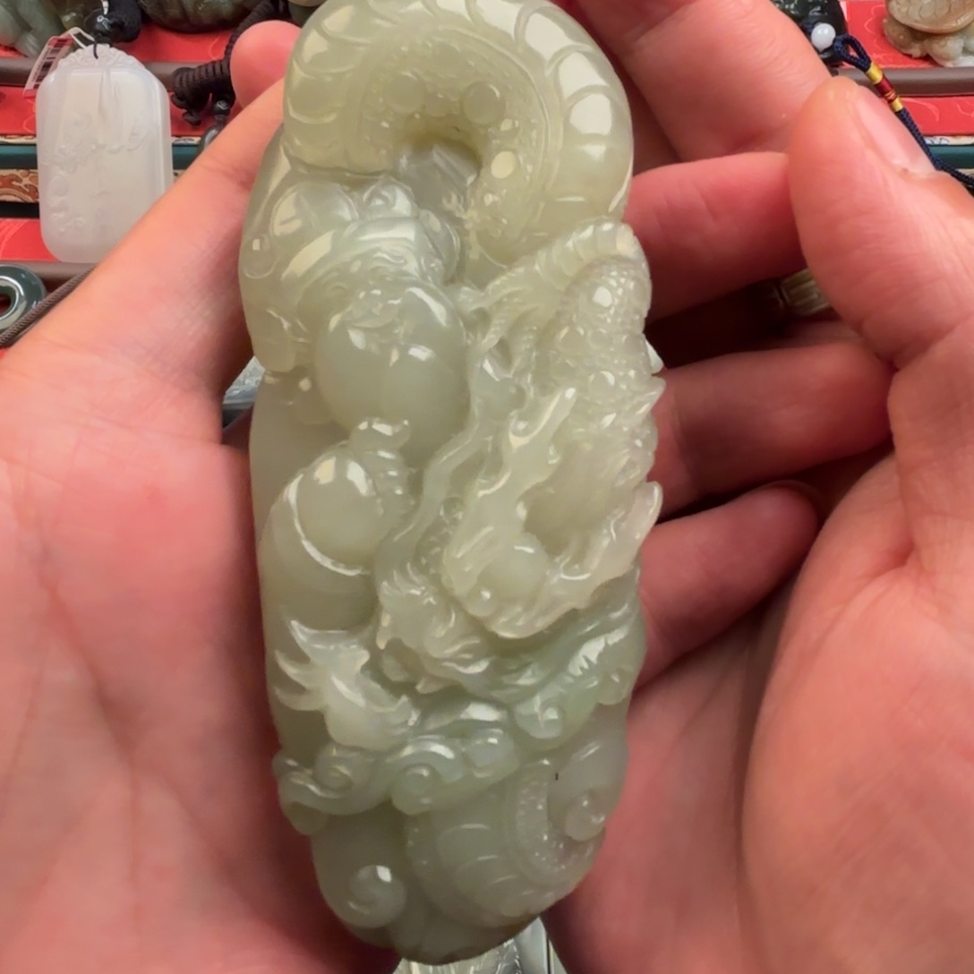 和田玉颈饰未镶嵌御*