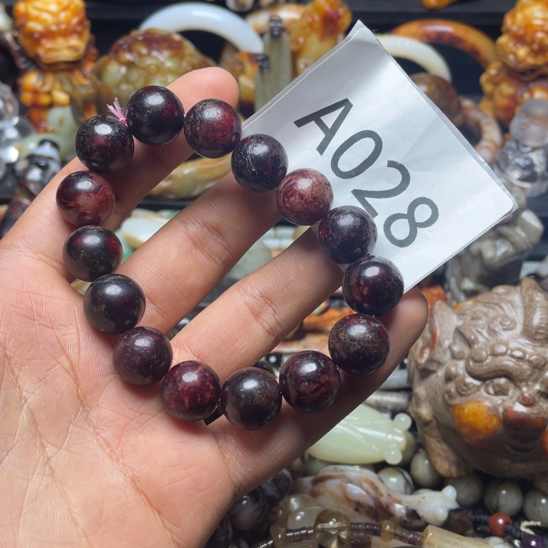 和田玉（糖玉）挂件未镶嵌