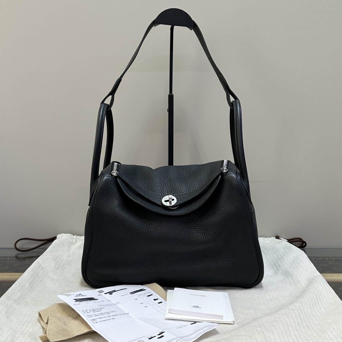 95新 Hermes/爱马仕 黑银Lindy30手提单肩包 08015