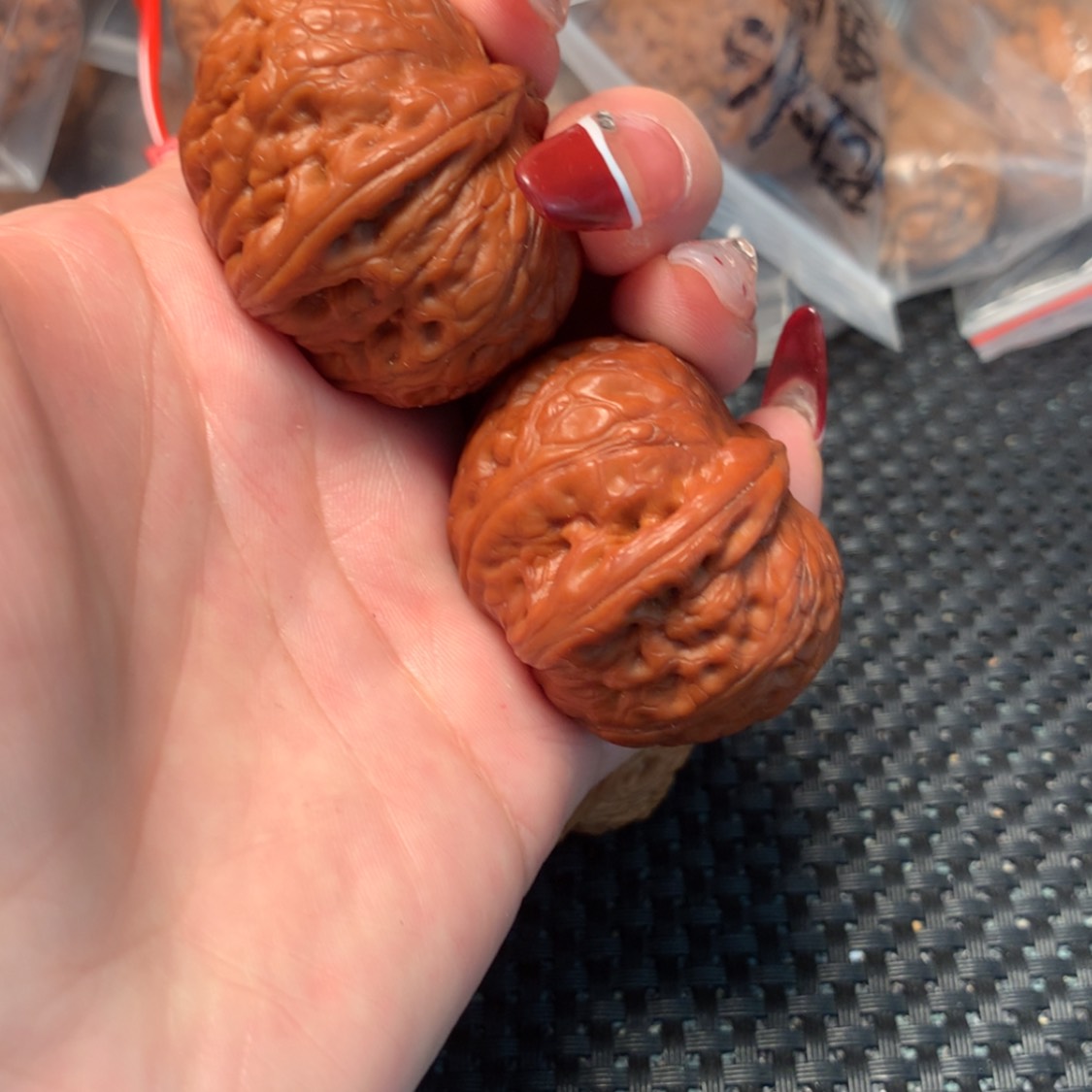 【闪购商品】文玩核桃吊坠元宝