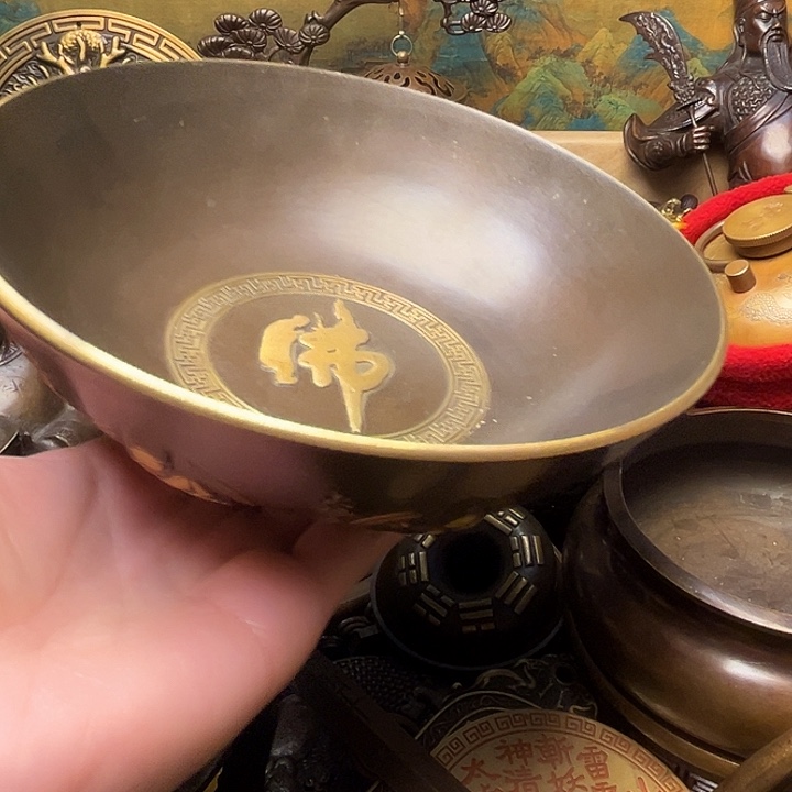 精美铜器批发档口