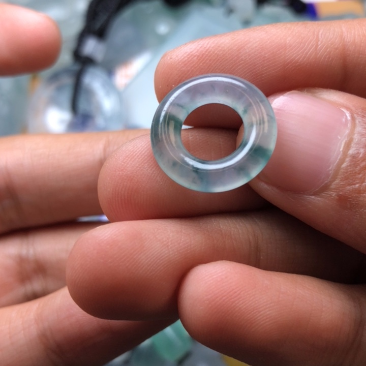 定制翡翠未镶嵌一*?