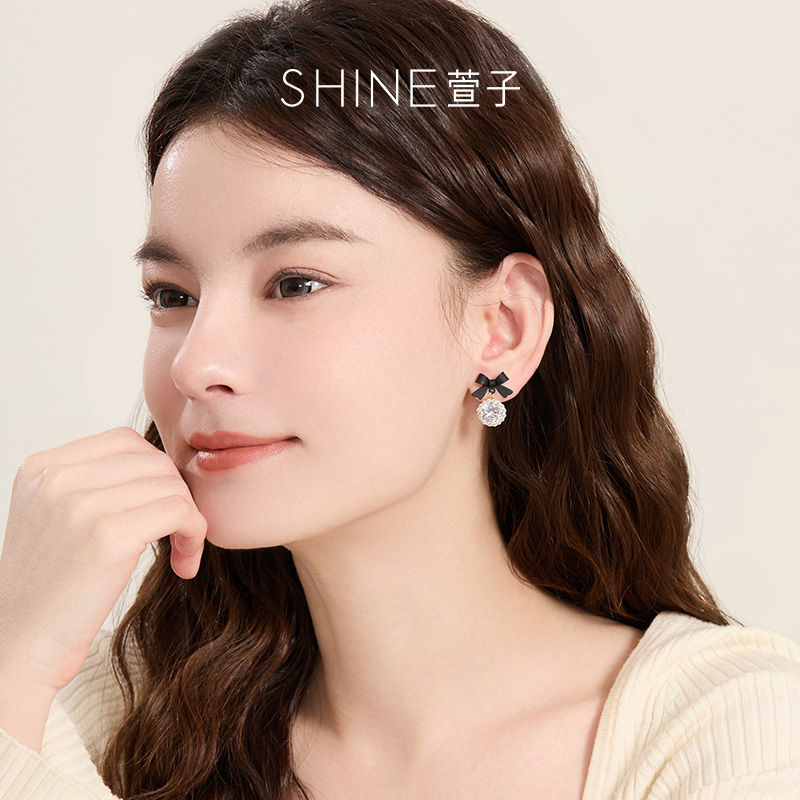 萱子 铜合金合成锆石耳饰 耳环瑞丽优雅轻奢女甜美耳饰气质设计感