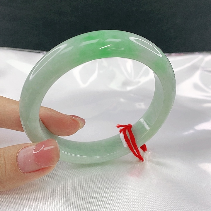 翡翠未镶嵌手镯圈54.5，18076