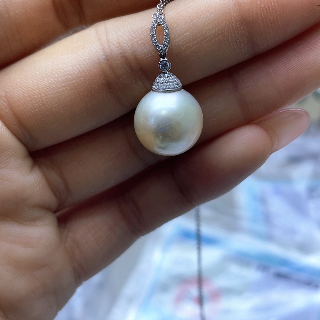 海水珍珠颈饰18K金镶嵌