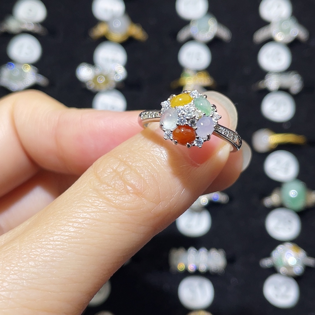 翡翠未镶嵌戒指戒指