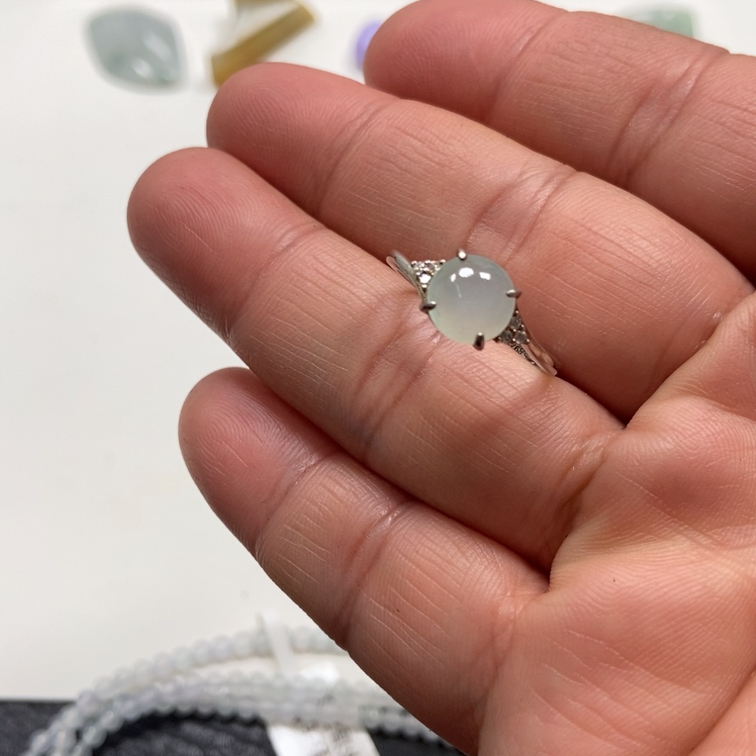 翡翠手链未镶嵌翡翠