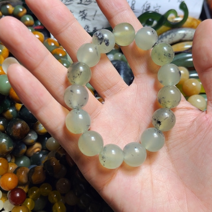 蛇纹石玉手链未镶嵌