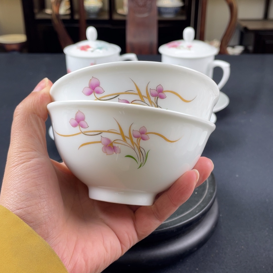 瓷片轻工业陶瓷研究所