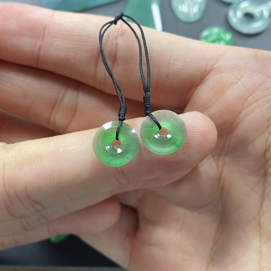 翡翠挂件未镶嵌翡翠珠宝翡翠珠宝