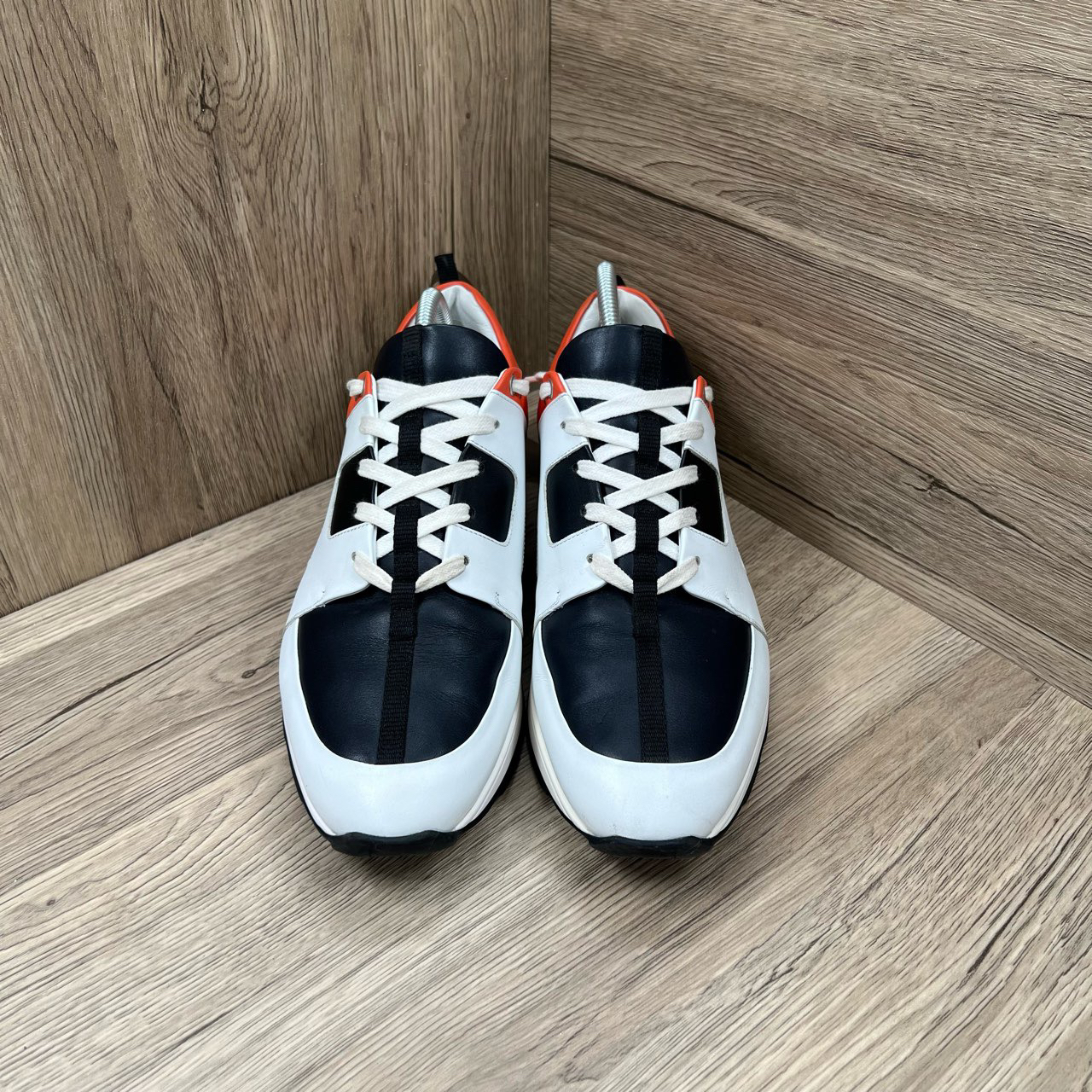 Hermes 爱马仕 白黑橙刺绣logo厚底运动鞋 42码/95新/无配件