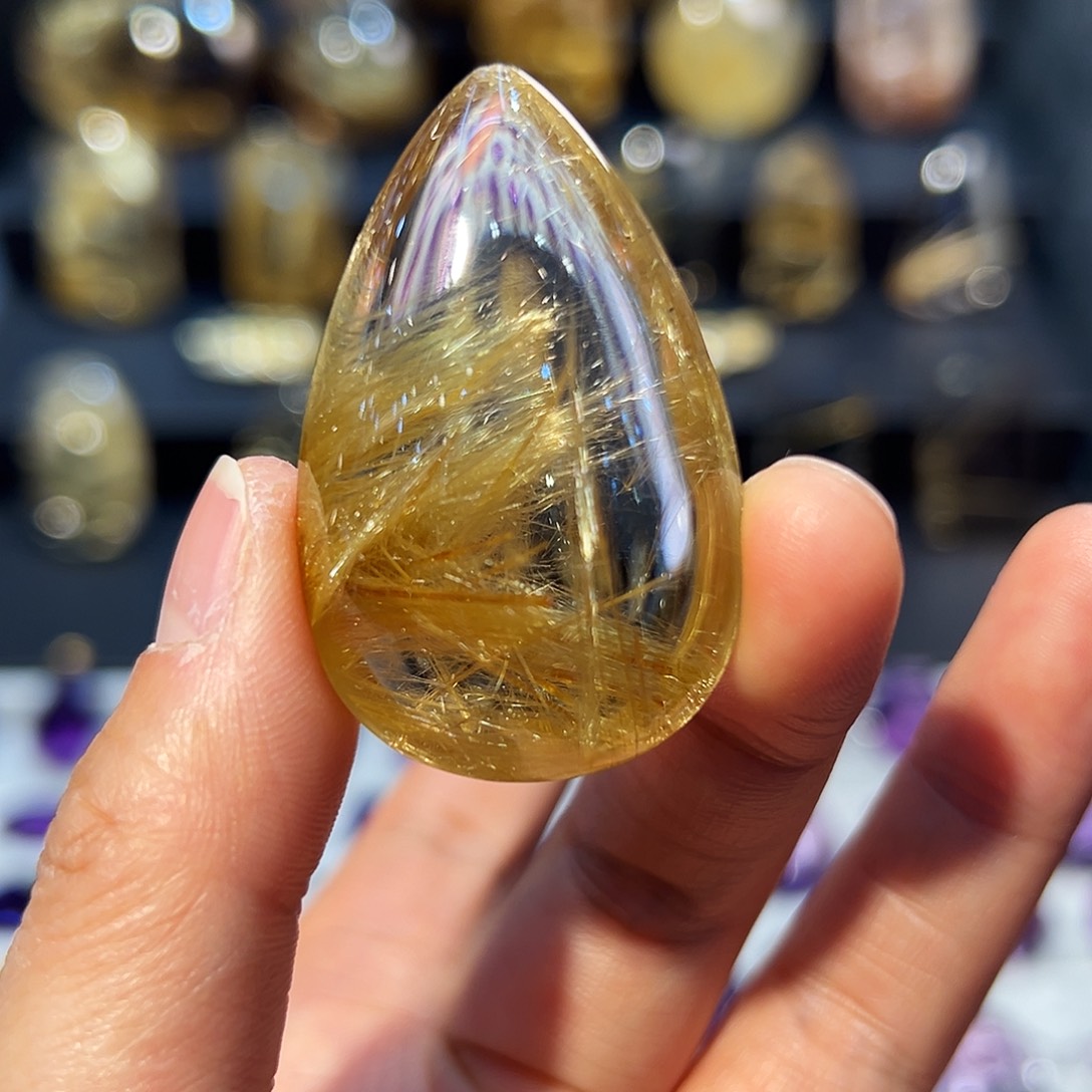 颈饰未镶嵌发晶吊坠