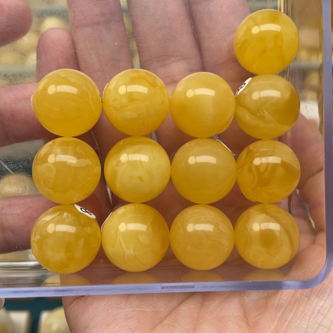 蜜蜡裸石未镶嵌15+蜜蜡手串（13颗）