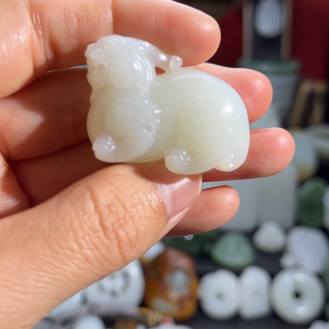 和田玉吊坠(赠链)未镶嵌