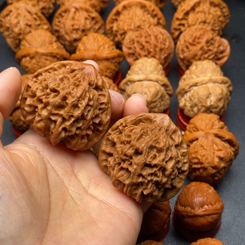 【闪购商品】文玩核桃把件44官帽