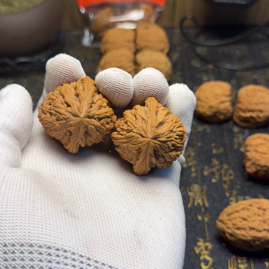 文玩核桃把件张*仙文玩核桃