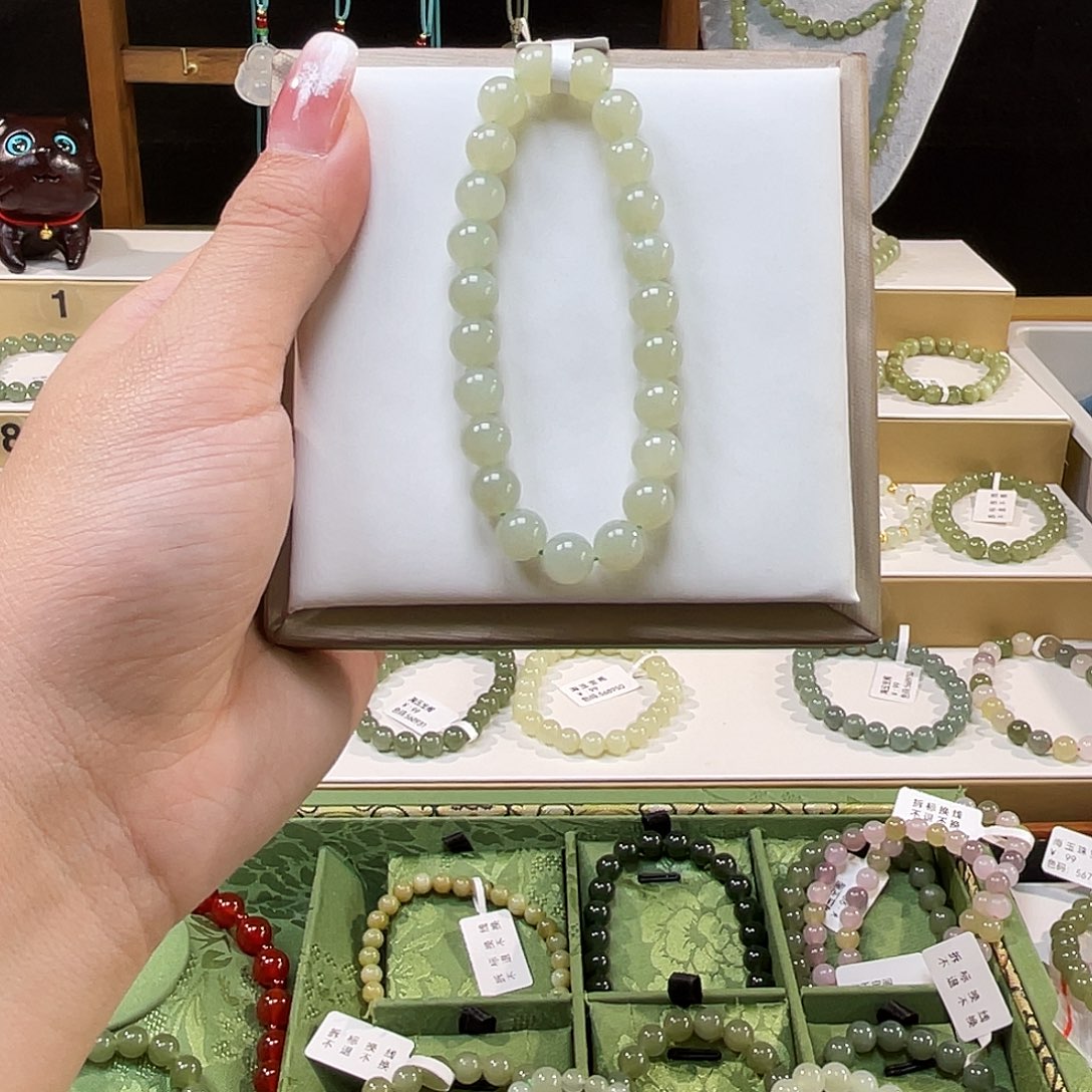 和田玉未镶嵌手链