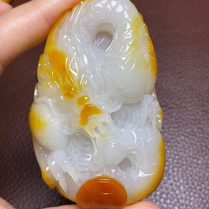 用***3和田玉未镶嵌颈饰